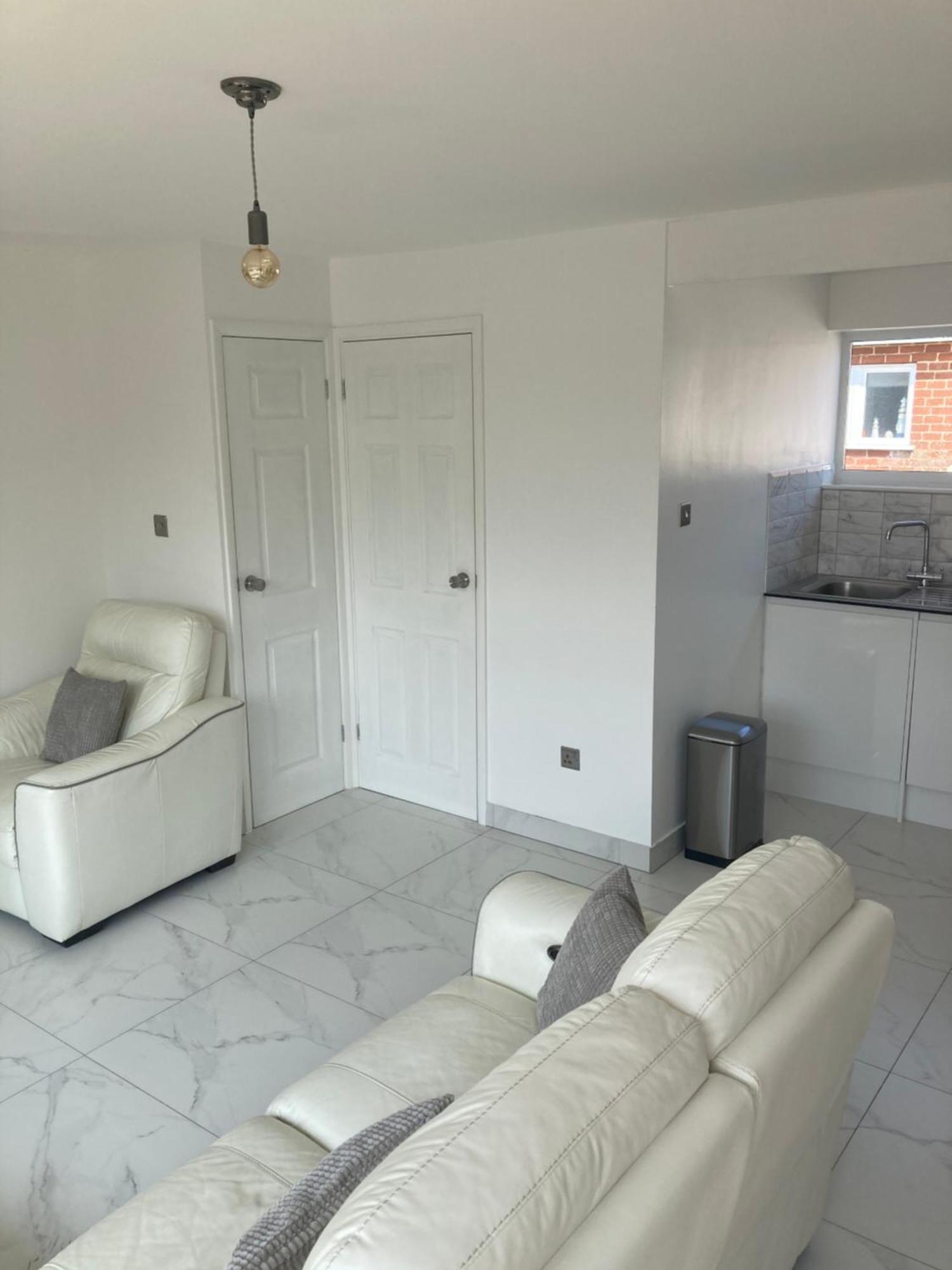 2 Bed Chalet Romney Sands Greatstone Exterior photo