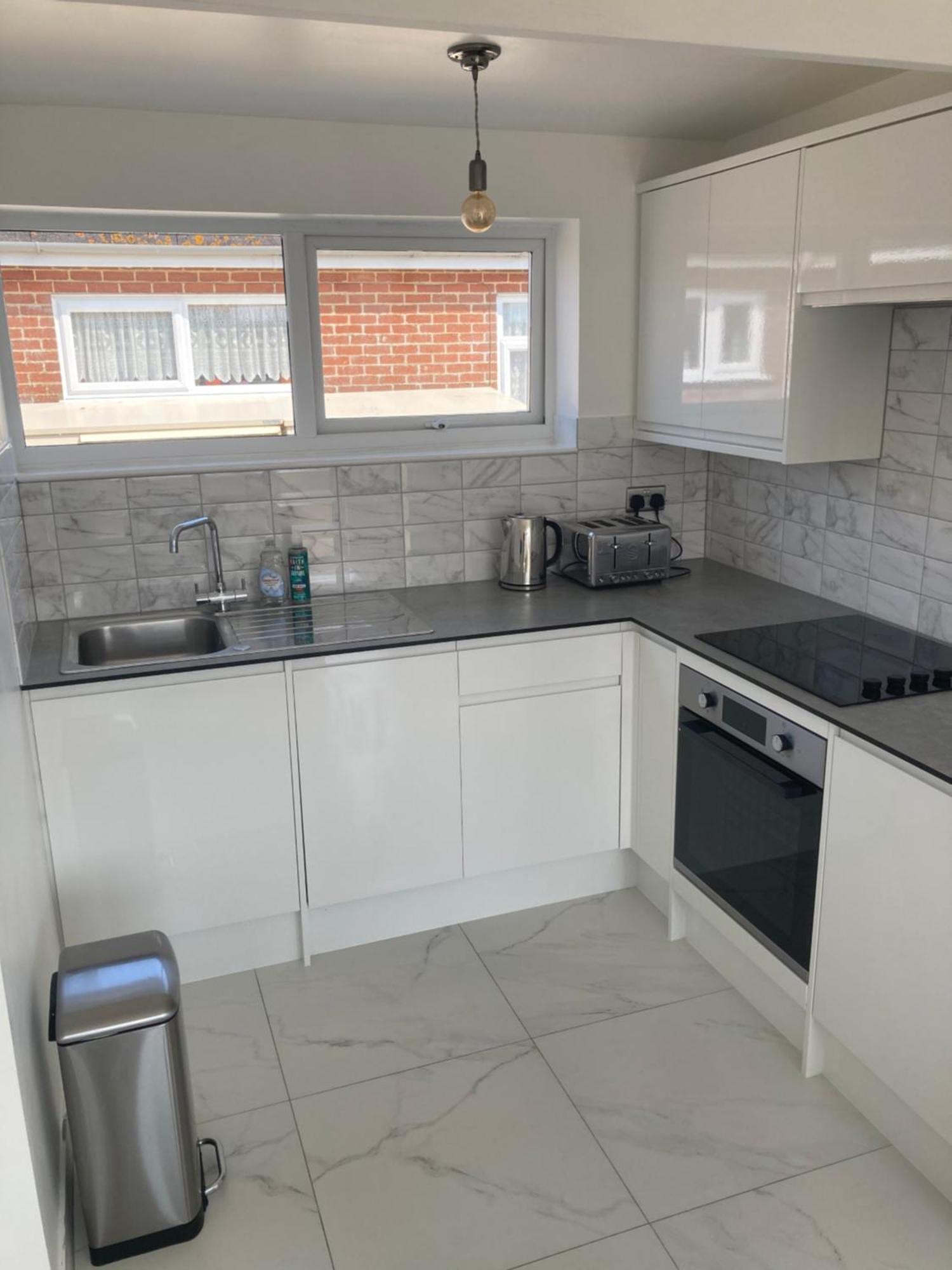 2 Bed Chalet Romney Sands Greatstone Exterior photo